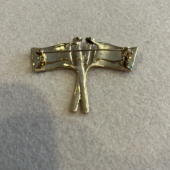 Vintage crisscrossed American 🇺🇸 flag brooch - Picture 3 of 4